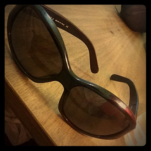 Prada sunglasses - Picture 1 of 5